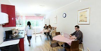 Uppsala Vandrarhem & Hotel Sztokholm Zewnętrze zdjęcie